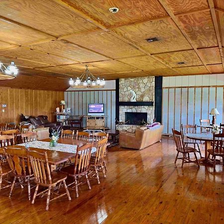 Crc Ranch Retreat Hotel Bandera Exterior foto